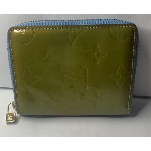 Authentic Louis Vuitton Green Blue Vernis Monogram Zip Wallet leather M91016 - Picture 4 of 12